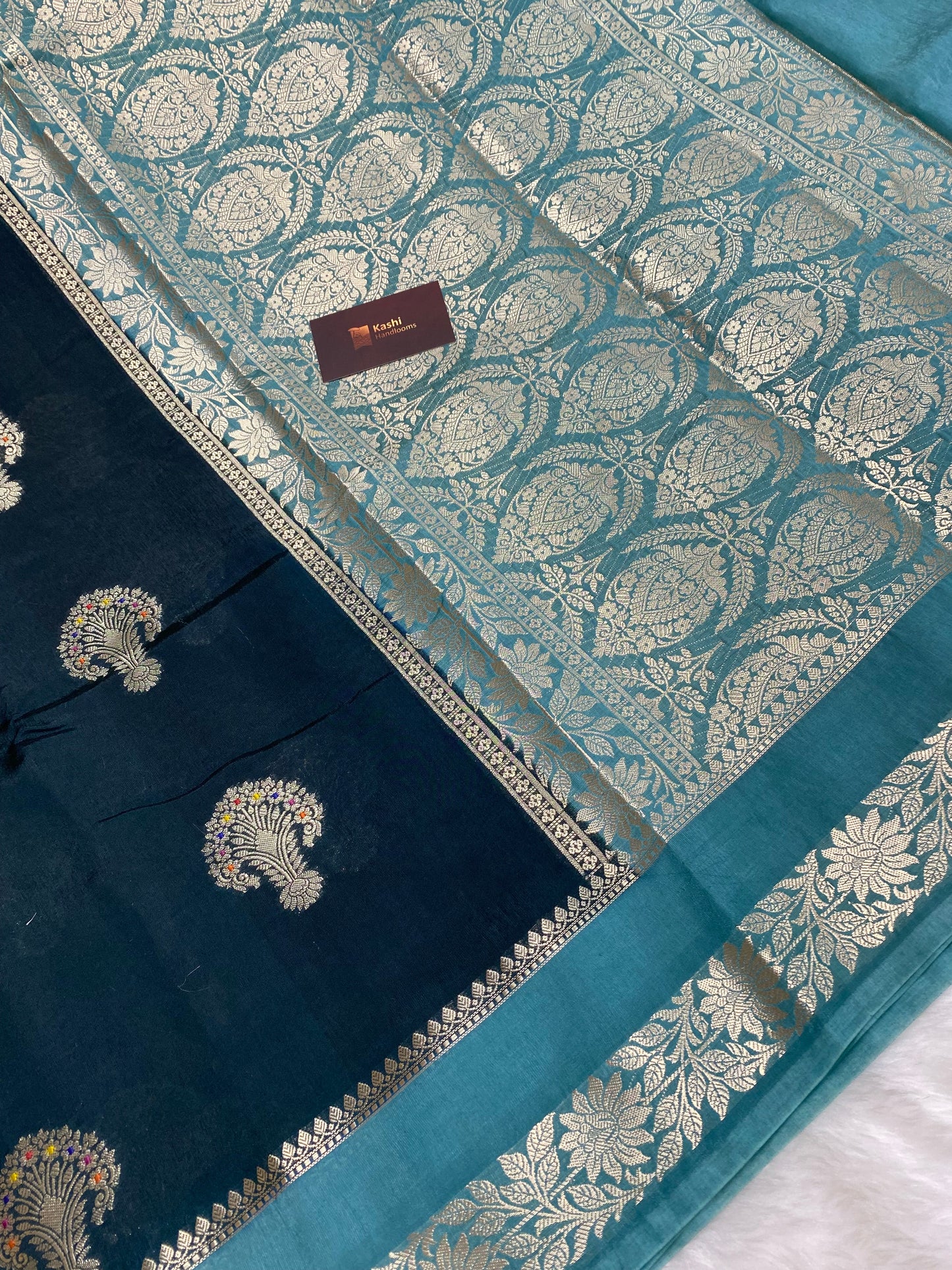 Dark green semi Raw mango silk banarasi saree