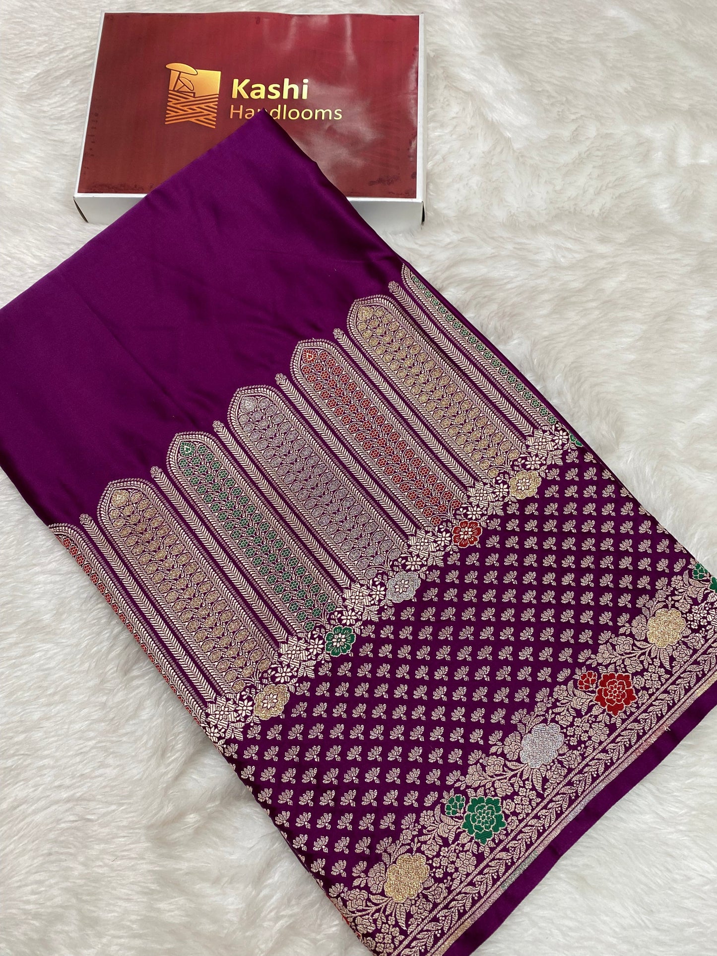 Magenta Mashru Silk Banarasi Saree